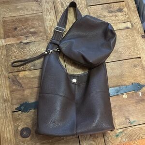 Montana West Hobo Brown Purse
Stylish Hobo Bag This slouchy hobo bag chic style